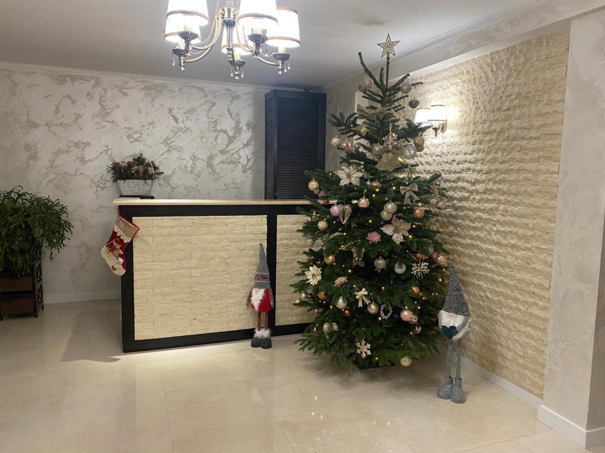 Pensiunea Romana Onesti Exterior foto